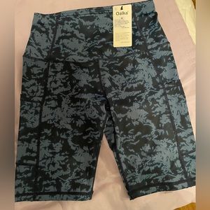 Oalka yoga shorts